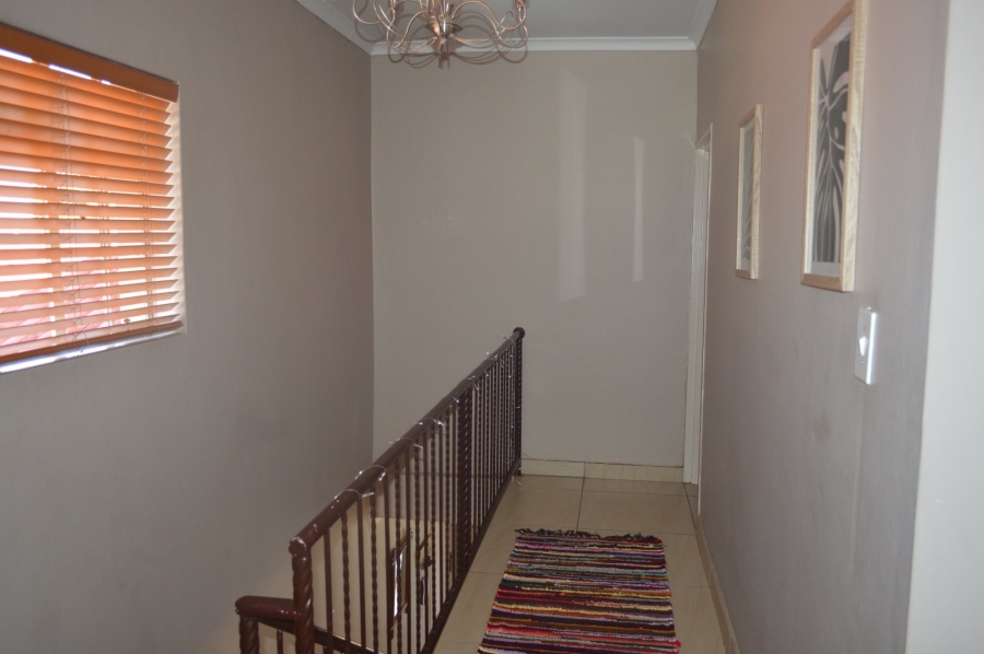 3 Bedroom Property for Sale in Flamwood North West
